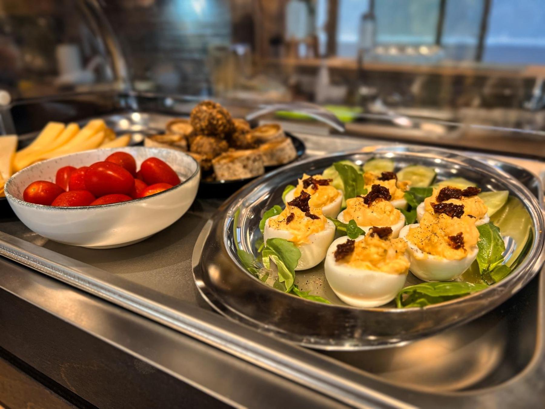 Wellnest Hotel Athene Buitenkant foto