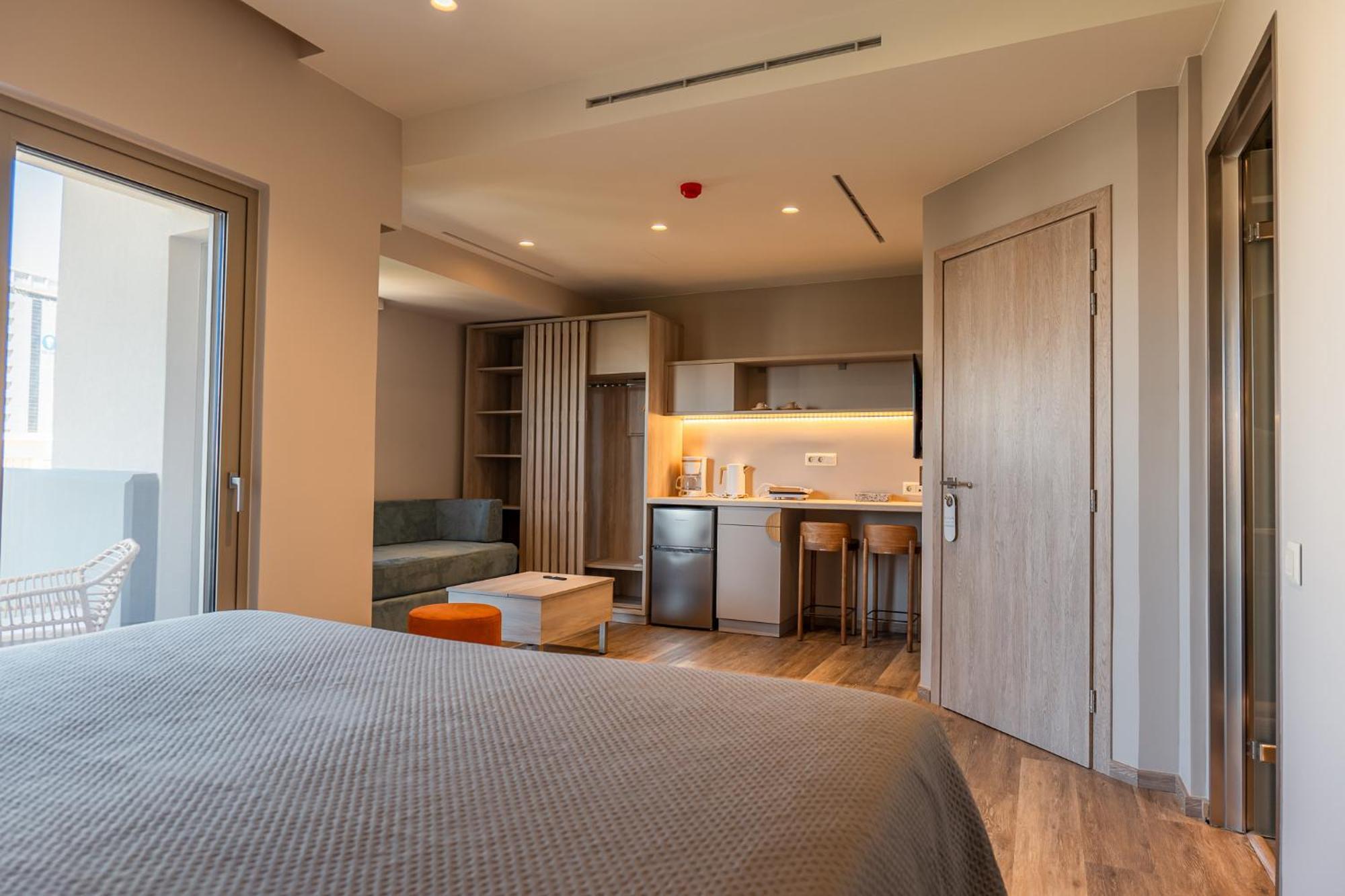 Wellnest Hotel Athene Buitenkant foto