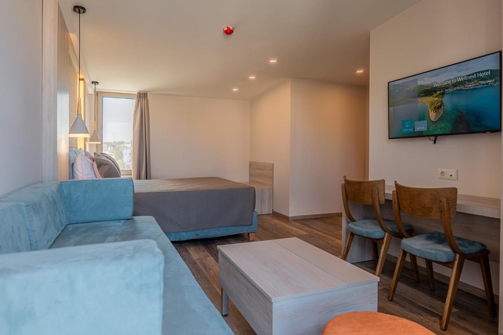 Wellnest Hotel Athene Buitenkant foto