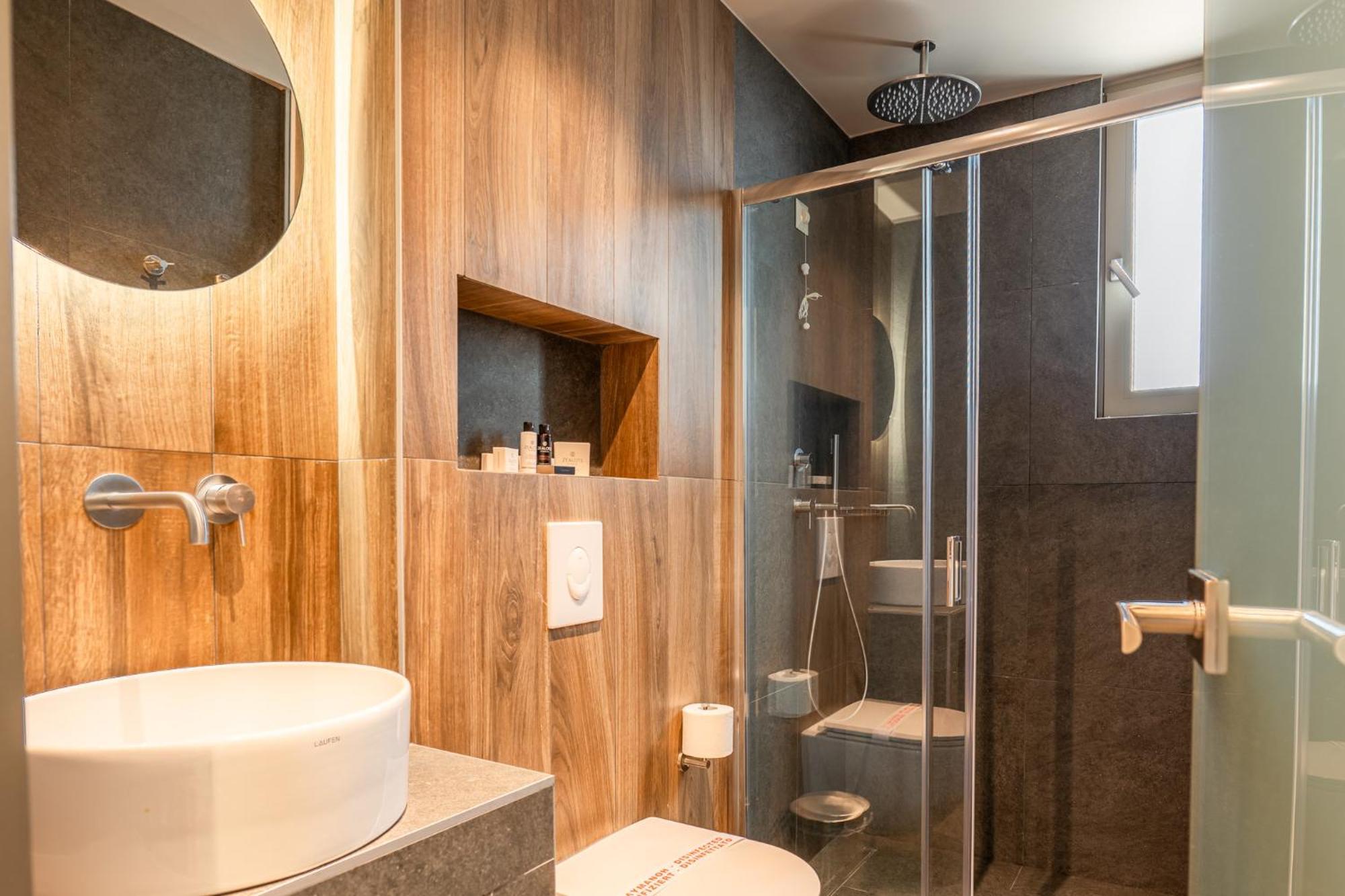 Wellnest Hotel Athene Buitenkant foto