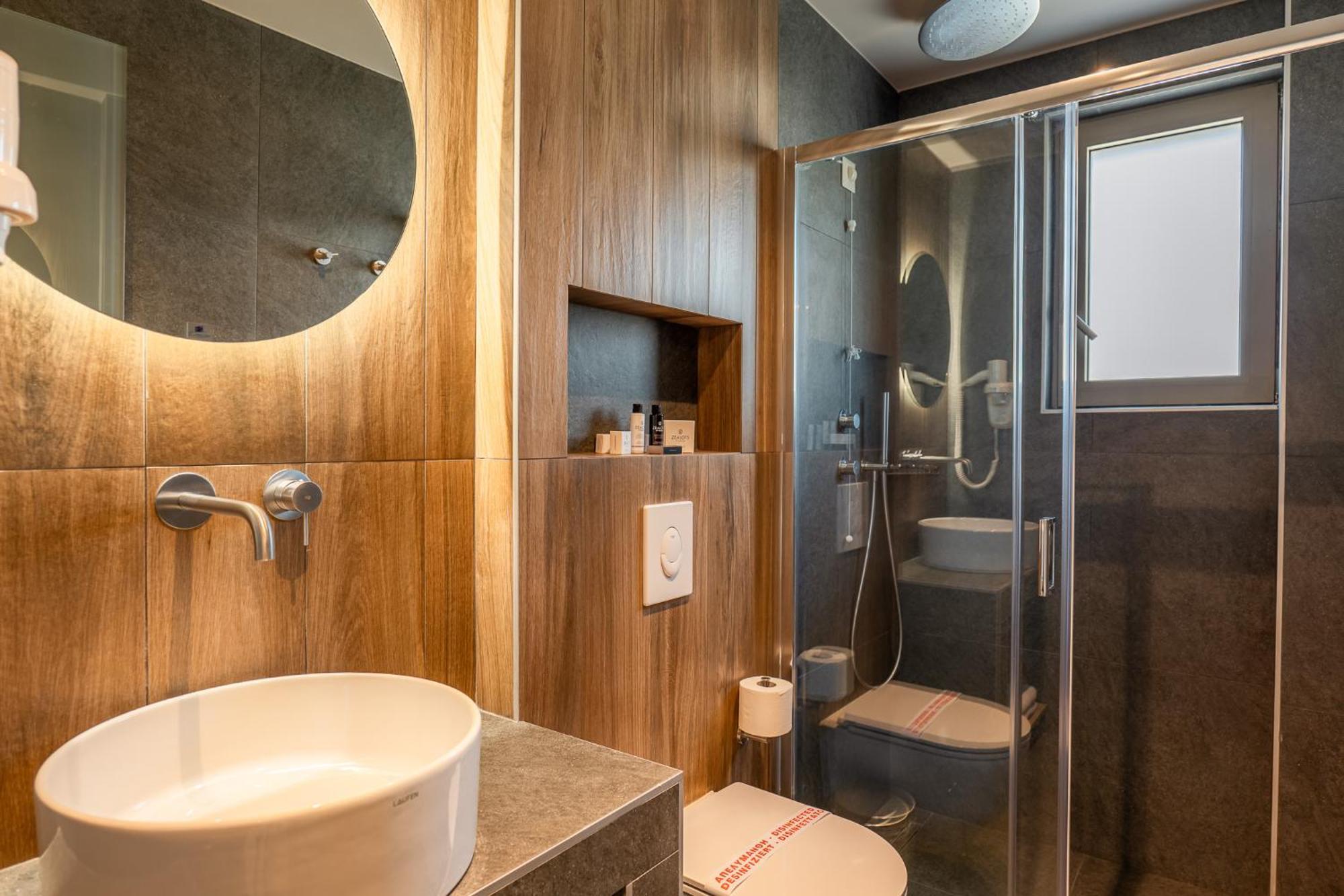 Wellnest Hotel Athene Buitenkant foto